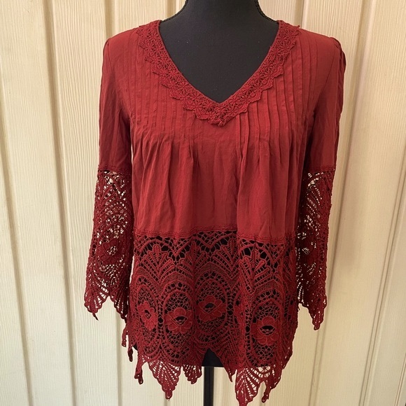 Stylish Brick Red Blouse with Lace Sleeves and Waist - Picture 7 of 15